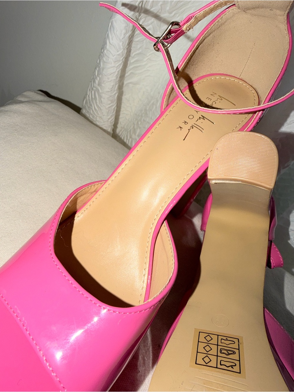 Nicole Miller Glossy Hot Pink Block-Heel Ankle-Strap Sandals - Picture 3 of 3
